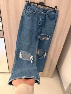 Ripped jeans